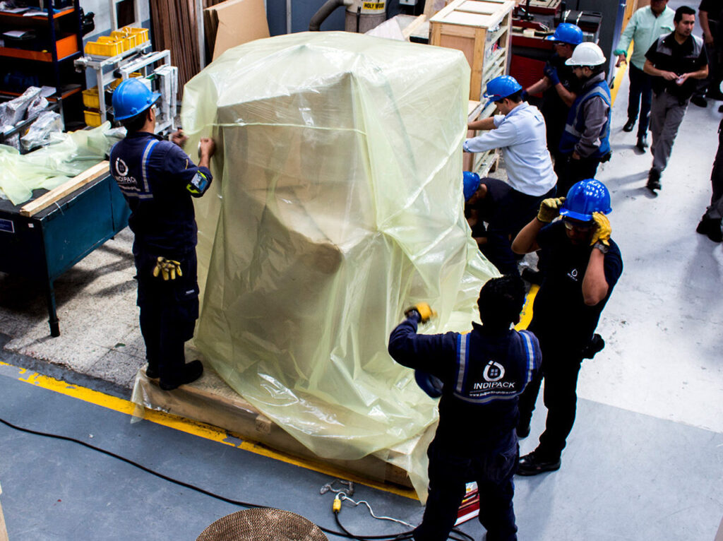 Empaque y embalaje para exportación de maquinaria industrial - Indipack Bogotá