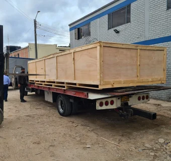 Desmontaje y traslado de maquinaria